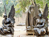 Bajrang Dal forces Victoria statues out of Agra park