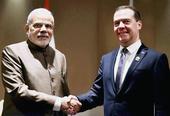 Meets Russian PM, stresses for strong ties