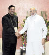 Narendra Modi wirh Showkutally Soodhun