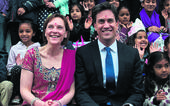  Ed Miliband visits Shree Swaminarayan temple, thanks the Hindu Community