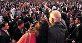 5,000 strong cheering Indians greet Modi in Shanghai...