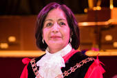 Harbhajan Kaur Dheer becomes first Asian elected Mayor in Britain...