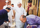 Anna Hazare launches protest against land acquisition ordinance...