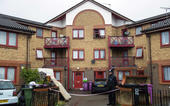 31-year-old man arrested for Bethnal Green murder...