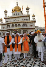 Modi pays tributes to martyrs, visits Golden Temple...