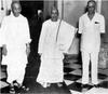 Sardar,V.P.Menon,ICS with_Maharaja of Kochin