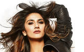 Vani Kapoor is single and looking for someone...