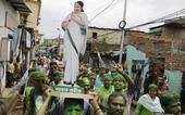 Left clinches Kerala, Amma and Didi make their mark...