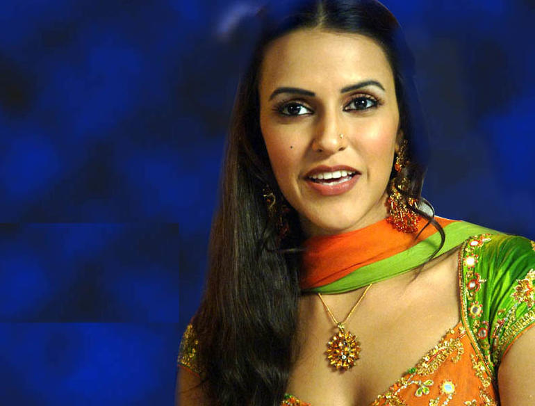 neha dhupia