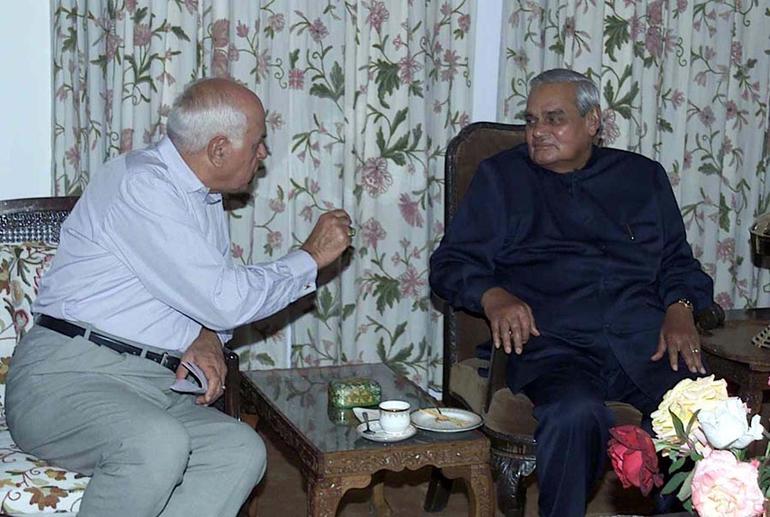 farooq abdulla with vajpayee