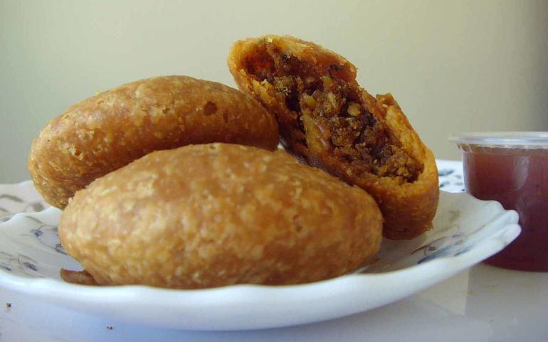 pyaz kachori