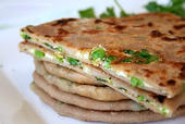 વેજીટેબલ પનીર પરાઠા...