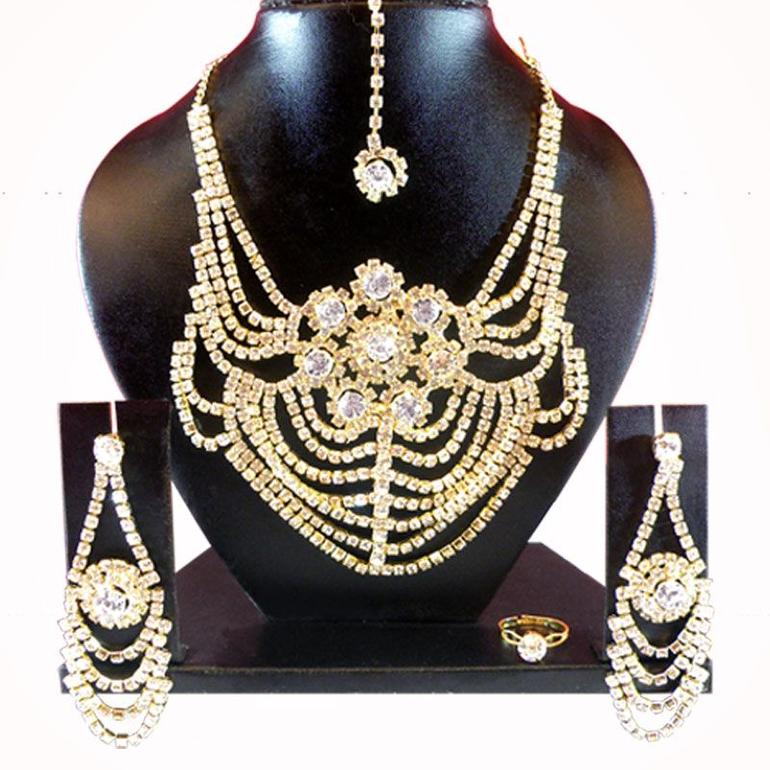 17-necklace-1._gold-plated-diamond-stone-studded-jewellery-necklace-earring-set-pendant-17