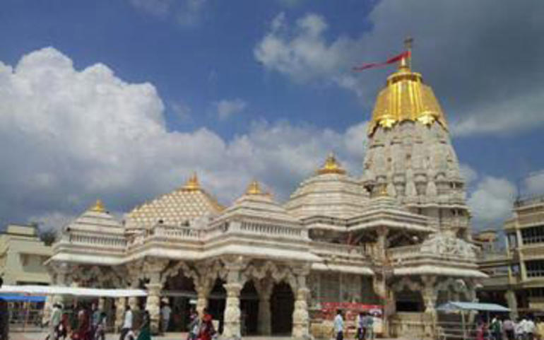 અંબાજીમાં બે વર્ષમાં રૂ. ૯૩ કર અંબાજીમાં બે વર્ષમાં રૂ. ૯૩ કર