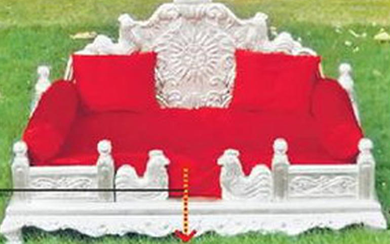 બહુચર માતા માટે ખાસ ચાંદીના ઢ