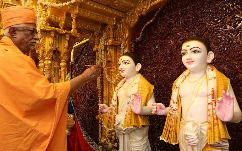 નવા BAPS શ્રી સ્વામીનારાયણ મંદિર... નવા BAPS શ્રી સ્વામીનારાયણ મંદિર...