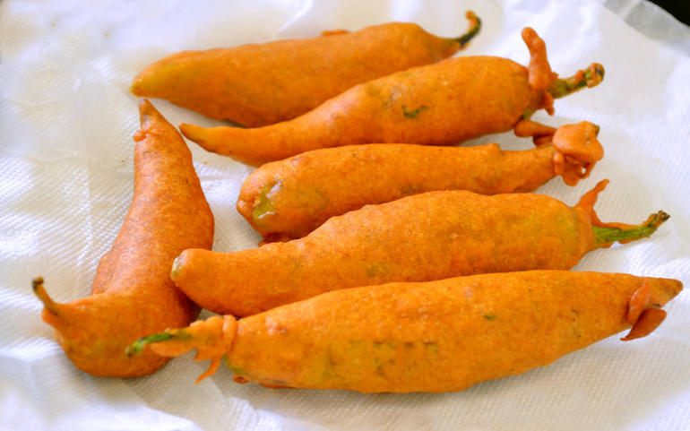 મિરચી વડાં...
