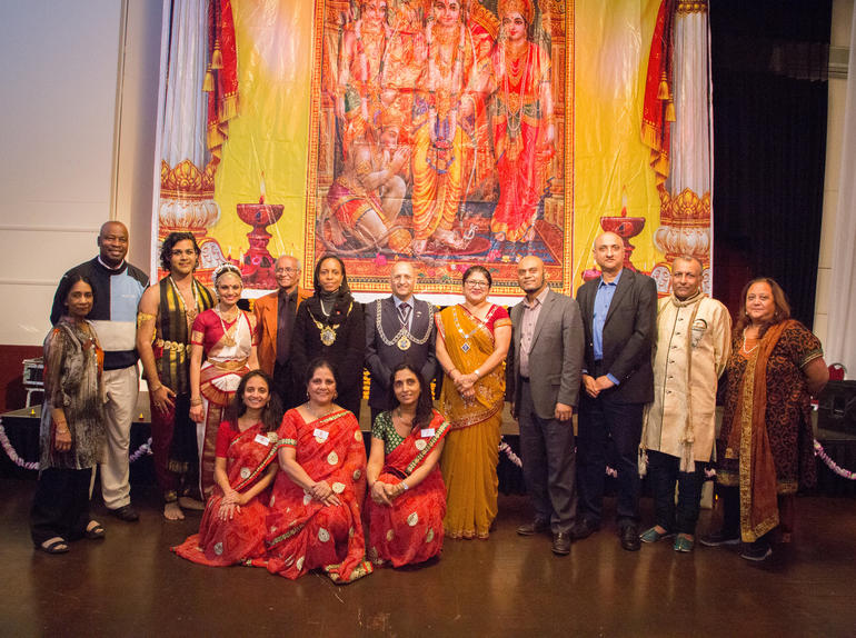 સબરંગ આર્ટ્સ દ્વારા ગ્રાન્ડ દ સબરંગ આર્ટ્સ દ્વારા ગ્રાન્ડ દ