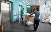 NHS દ્વારા £૩.૩ બિલિયનનો બેફામ ધૂ...