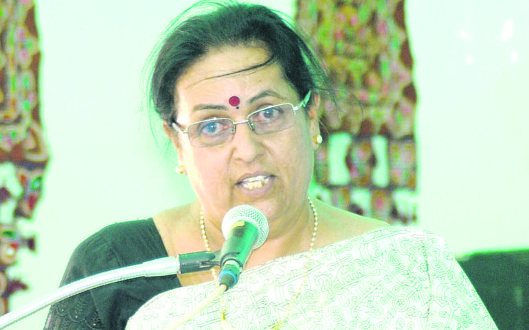 આપણા અતિથિ: શ્રી હેમલત્તાબેન ભ...