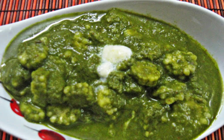 બેબી કોર્ન પાલક...