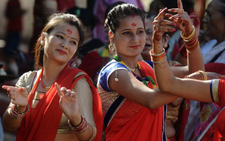ધાર્મિક લોકો નાસ્તિકો કરતા વધ