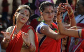 ધાર્મિક લોકો નાસ્તિકો કરતા વધ
