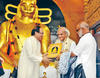 Gulam Ali with Moraribapu