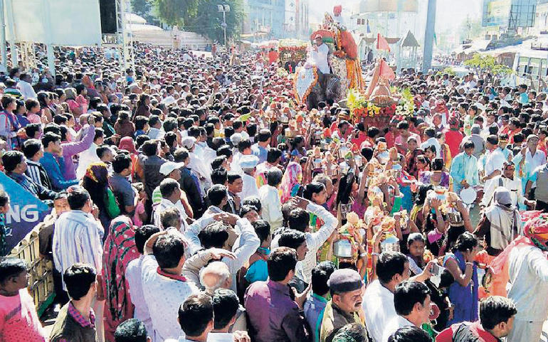 મા જગદંબાના પ્રાગટ્ય દિને અંબ મા જગદંબાના પ્રાગટ્ય દિને અંબ
