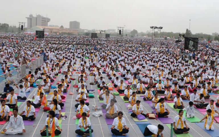 અમદાવાદમાં યોગ કરનારાની સંખ્