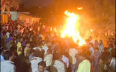 હોળીની જ્વાળા ઉત્તરની રહેતાં 