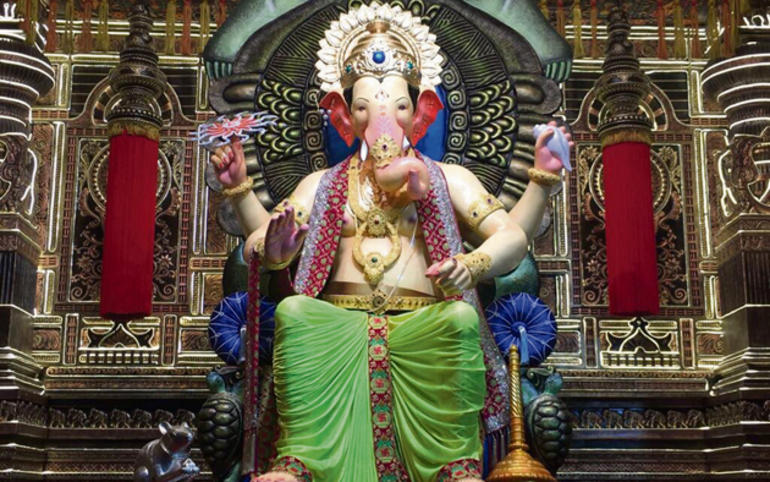 બાળ ગંગાધર ટિળક પ્રેરિત જાહેર... બાળ ગંગાધર ટિળક પ્રેરિત જાહેર...