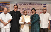 અખબારી ‘સુર્ખિયાં’ ન બનેલા કે