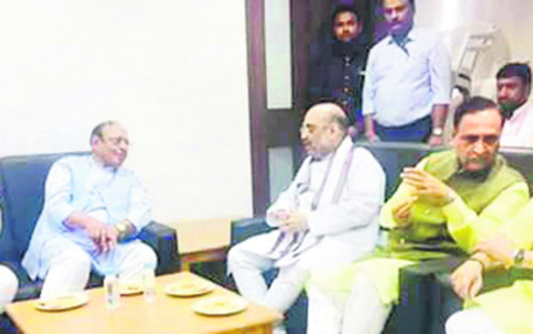 શંકરસિંહ-અમિત શાહના ચાના પ્યા શંકરસિંહ-અમિત શાહના ચાના પ્યા