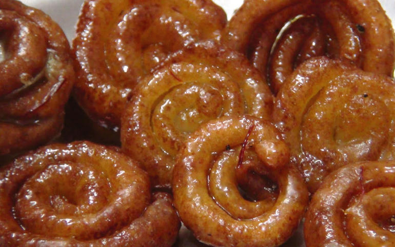 પનીરની જલેબી... પનીરની જલેબી...