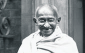 ગાંધીજી જેવાં વ્યક્તિત્વો તો 
