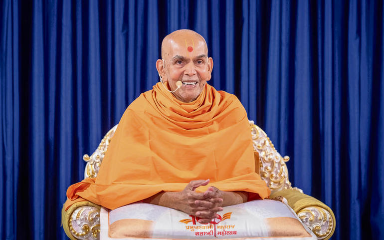 પૂ.મહંત સ્વામીએ નેનપૂરમાં રહી