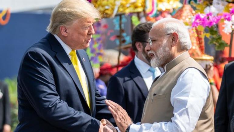 ભારતનાં ઓવારણાં લઈને પાછા ફરે ભારતનાં ઓવારણાં લઈને પાછા ફરે