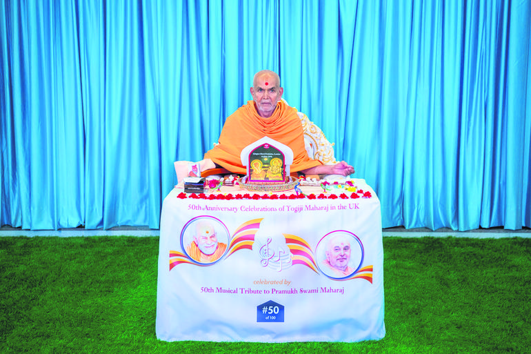 BAPS દ્વારા ‘યોગીજી ઈન યુકે’ની ઉ BAPS દ્વારા ‘યોગીજી ઈન યુકે’ની ઉ