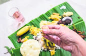 હાથ વડે જમો તો ભોજન વધુ સ્વાદિ
