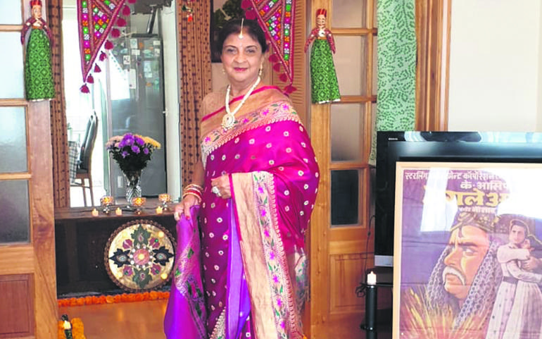 નવનાત વડિલ મંડળ યોજીત ઝૂમ સાડી...