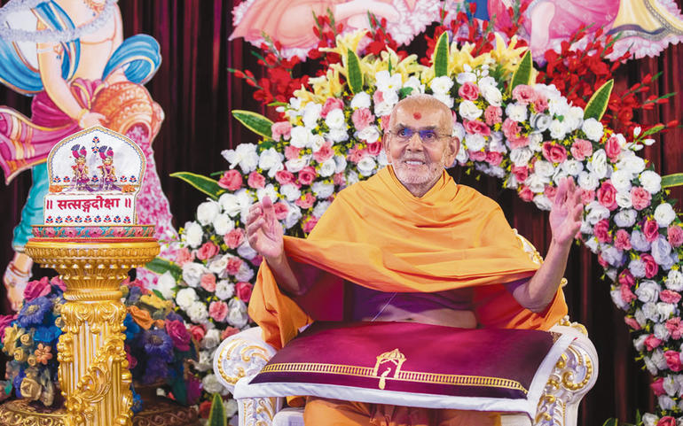 પૂ. મહંત સ્વામીનું નેનપૂરમાં વ...