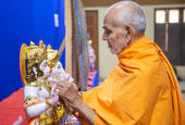 પૂ. મહંત સ્વામીનું નેનપૂરમાં વ...