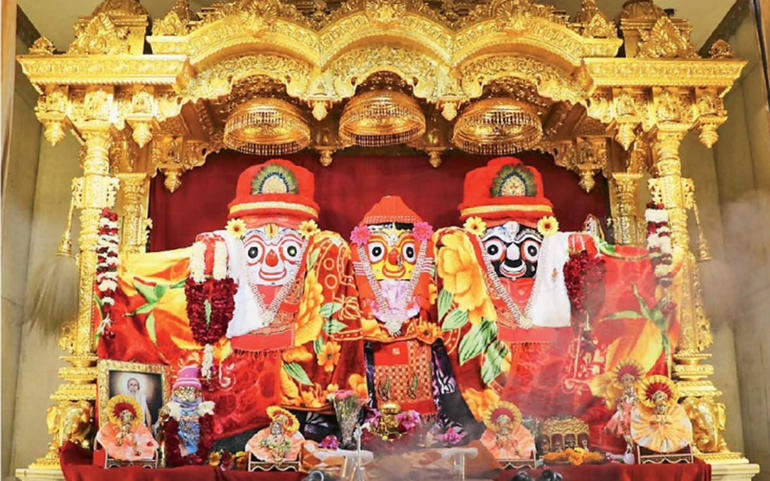 ધનુર્માસમાં કડકડતી ઠંડીને લી ધનુર્માસમાં કડકડતી ઠંડીને લી