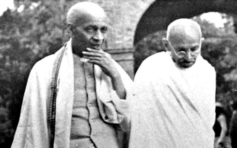 વલ્લભભાઇને ‘અક્કડ પુરુષ’ કહે વલ્લભભાઇને ‘અક્કડ પુરુષ’ કહે