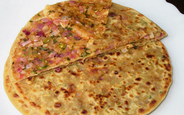 ઓનિયન પરોઠાં... ઓનિયન પરોઠાં...