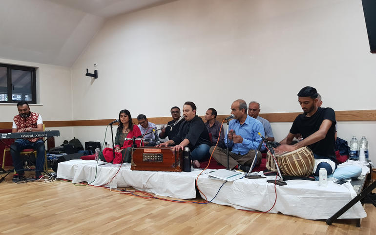 ‘ભજન અને ભોજન’નો અનોખો ચેરિટી ઈવેન્ટ ‘ભજન અને ભોજન’નો અનોખો ચેરિટી ઈવેન્ટ