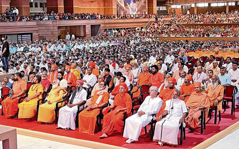 પ્રમુખસ્વામી મહારાજે વિશ્વમા... પ્રમુખસ્વામી મહારાજે વિશ્વમા...