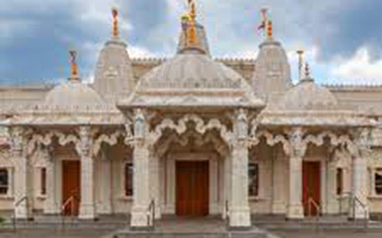 બીએપીએસ સ્વામિનારાયણ મંદિર - લ... બીએપીએસ સ્વામિનારાયણ મંદિર - લ...