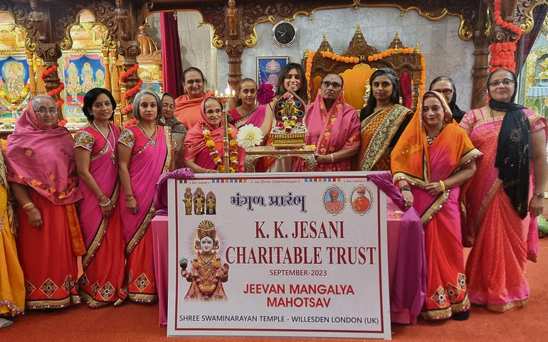 માતા-પિતાની જન્મ શતાબ્દી ઉજવી... માતા-પિતાની જન્મ શતાબ્દી ઉજવી...